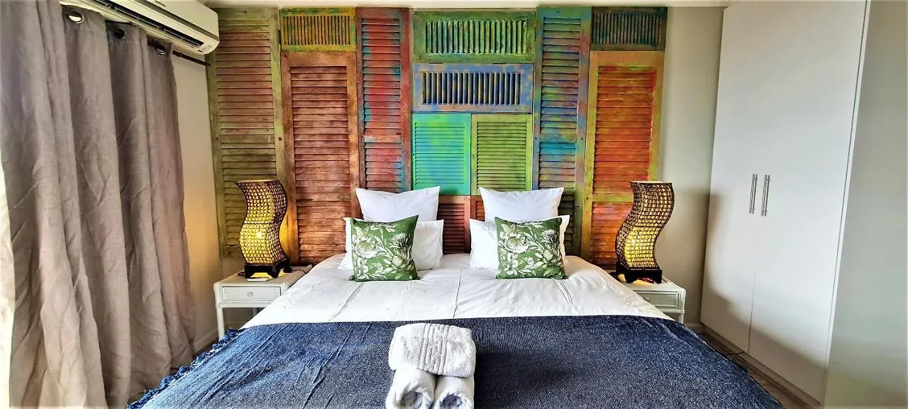 Guest house African Groove Camps Bay Cape Town