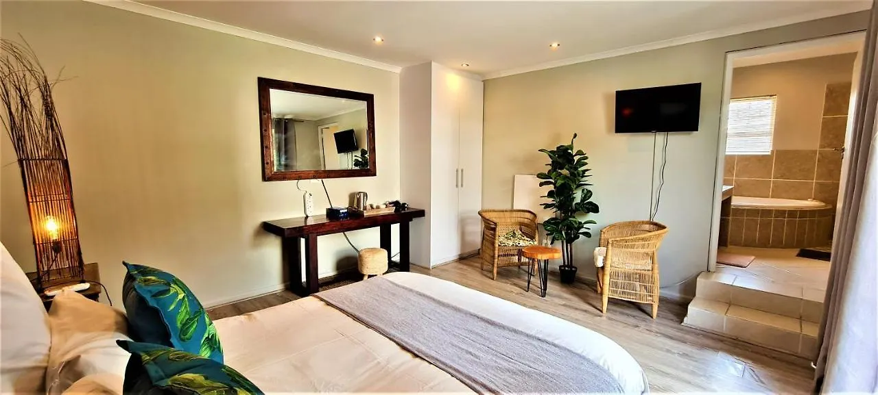 Guest house African Groove Camps Bay Cape Town