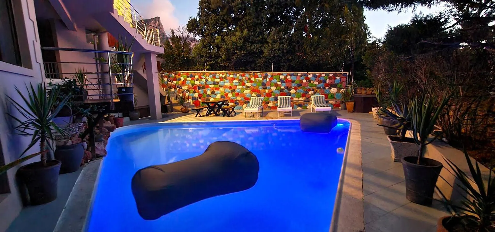 **** Guest house African Groove Camps Bay Cape Town South Africa