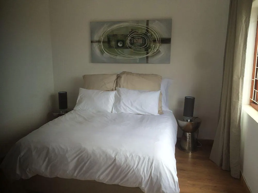 African Groove Camps Bay Cape Town Guest house