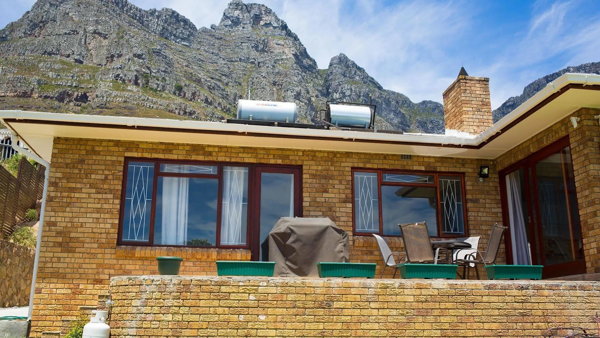 **** Guest house African Groove Camps Bay Cape Town South Africa